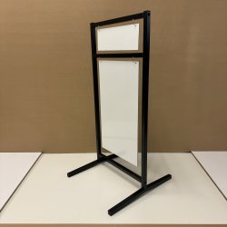 Logo skilt med buede ben (small) svejset - tryk er inkluderet i prisen