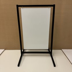 Skilt med buede ben (S-2) boltet - tryk er inkluderet i prisen