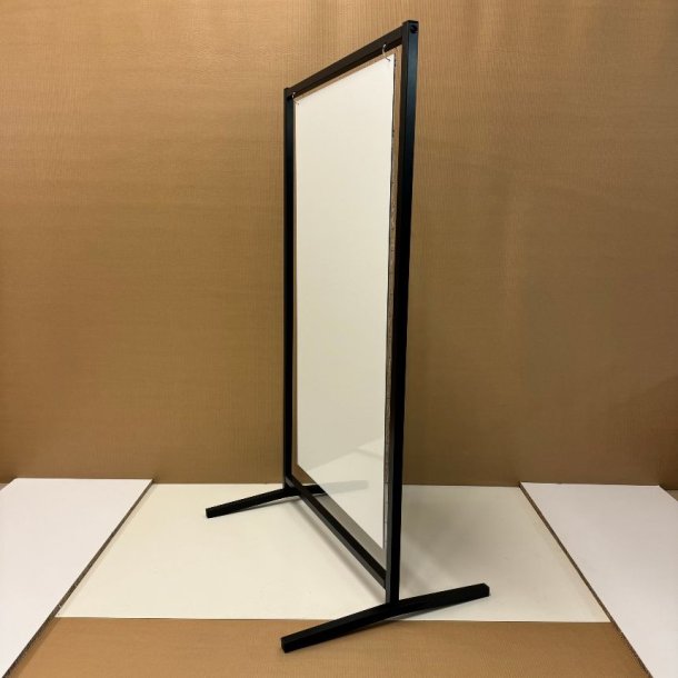 Skilt med buede ben (large) boltet - tryk er inkluderet i prisen