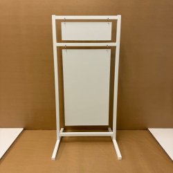 Logo skilt med buede ben (small) boltet - tryk er inkluderet i prisen